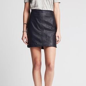 Banana Republic Elegant Black Leather mini Skirt